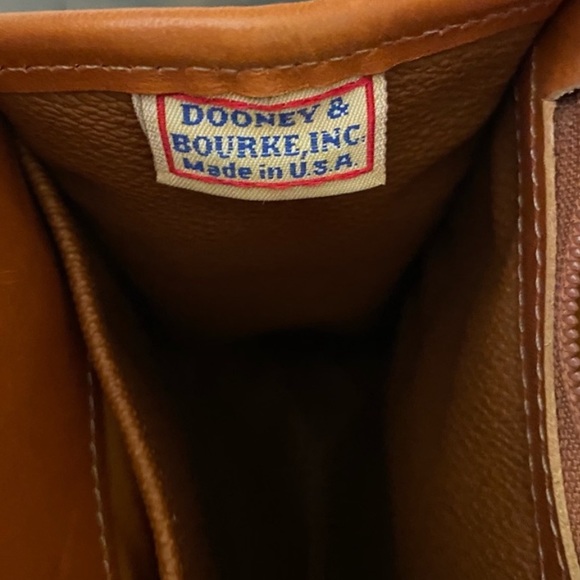 Dooney & Bourke large cream tan AWL leather doctors satchel hand bag purse - Picture 16 of 17